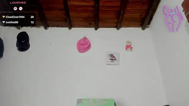 Snapshot of lustlunna chatting on 05-02-26, 01:21 lustlunna online show from 05-02-26, 01:21