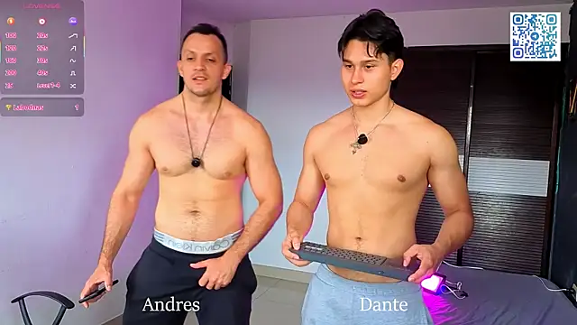 Snapshot of TeddyBear_07 chatting on 04-08-26, 01:00 TeddyBear 07 online show from 04-08-26, 01:00