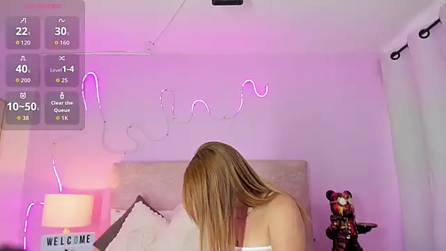 EmaRae1499 online show from 10-10-25, 08:19