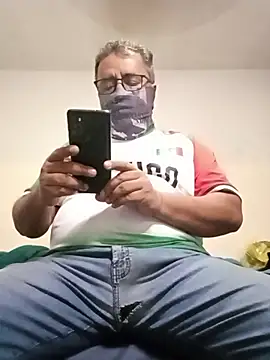 Snapshot of HomHot47 chatting on 07-09-26, 05:22 HomHot47 online show from 07-09-26, 05:22