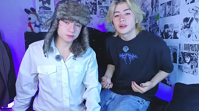 Snapshot of Vamps_Lovers chatting on 09-23-25, 01:25 Vamps Lovers online show from 09-23-25, 01:25