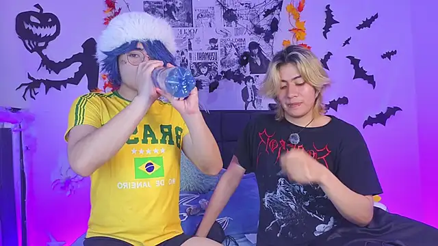 Snapshot of Vamps_Lovers chatting on 10-25-25, 01:29 Vamps Lovers online show from 10-25-25, 01:29