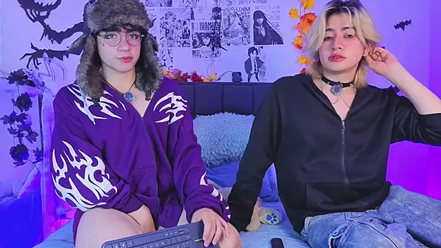 Snapshot of Vamps_Lovers chatting on 11-05-25, 01:00 Vamps Lovers online show from 11-05-25, 01:00