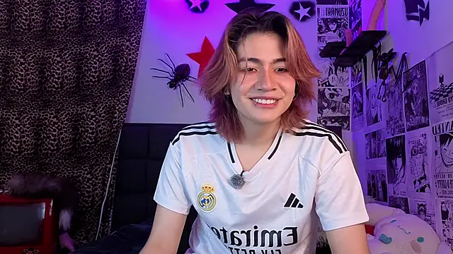 Snapshot of Vamps_Lovers chatting on 11-29-25, 04:21 Vamps Lovers online show from 11-29-25, 04:21