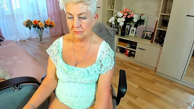 HotandMature online show from 03-05-26, 09:16