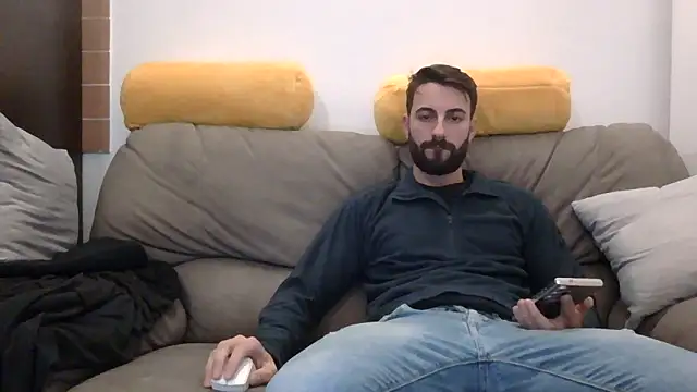 Amicisegreti online show from 03-07-26, 09:23