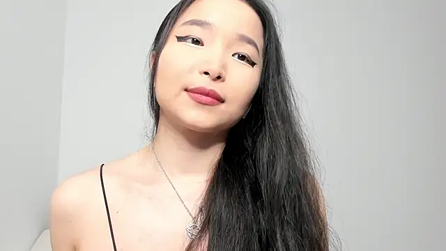 Soyun Mia online show from 05-19-26, 01:17