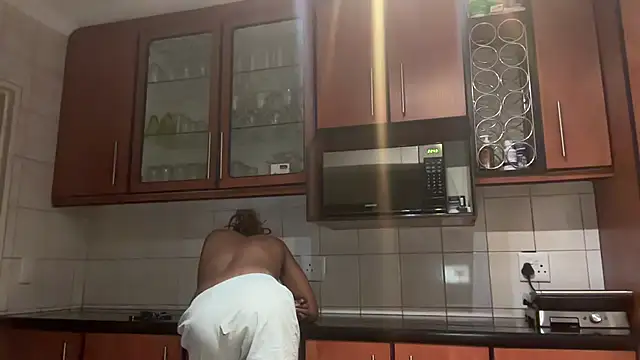 Snapshot of Cianda24 chatting on 04-03-26, 08:29 Cianda24 online show from 04-03-26, 08:29