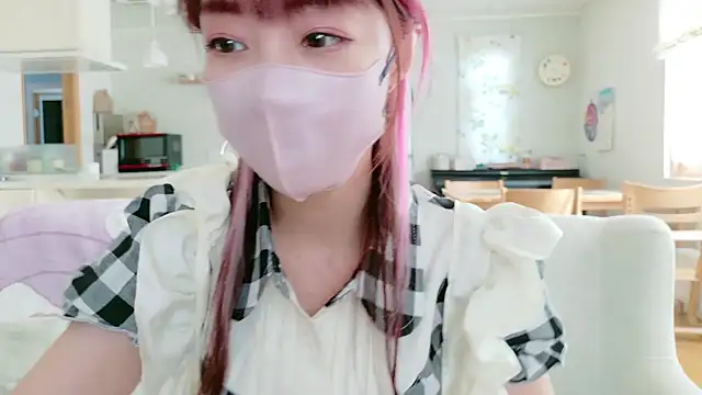 SUZU 1201 online show from 01-11-26, 01:21