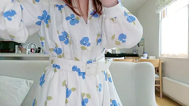 SUZU 1201 online show from 05-17-26, 01:25