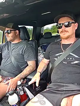 Snapshot of brokecountrylads chatting on 02-04-26, 01:00 brokecountrylads online show from 02-04-26, 01:00