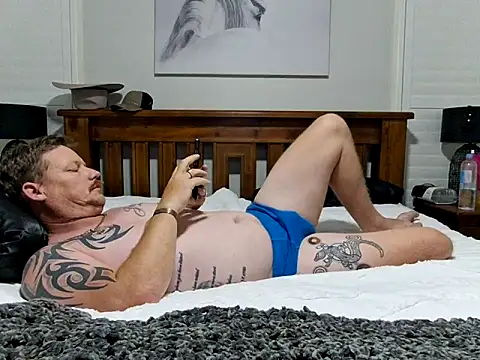 Snapshot of brokecountrylads chatting on 03-05-26, 09:49 brokecountrylads online show from 03-05-26, 09:49