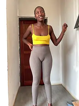 Snapshot of Melanin2002 chatting on 04-02-26, 02:58 Melanin2002 online show from 04-02-26, 02:58