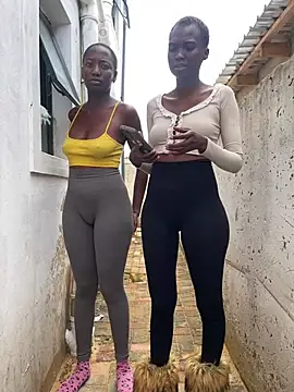 Snapshot of Melanin2002 chatting on 04-03-26, 08:45 Melanin2002 online show from 04-03-26, 08:45