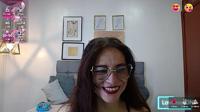  naomi s online show from 01-07-26, 01:57