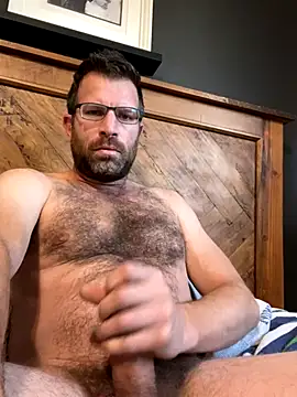 Snapshot of kyle_YEG chatting on 11-11-25, 10:21 kyle YEG online show from 11-11-25, 10:21