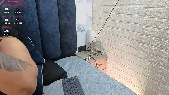 Snapshot of yunkeyc chatting on 06-15-26, 05:37 yunkeyc online show from 06-15-26, 05:37
