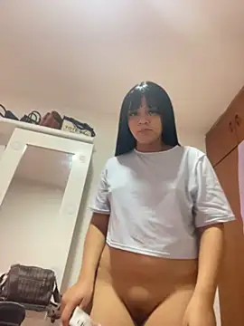 Snapshot of tony_and_katy chatting on 04-09-26, 10:42 tony and katy online show from 04-09-26, 10:42