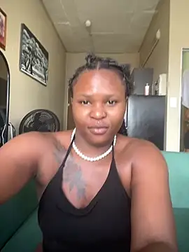 Snapshot of houseforsex chatting on 12-22-25, 01:41 houseforsex online show from 12-22-25, 01:41