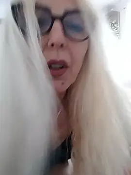 Snapshot of _sexyBLONDE46_ chatting on 01-16-26, 12:42 sexyBLONDE46 online show from 01-16-26, 12:42