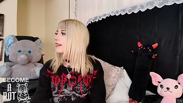 IvyBelle  online show from 05-12-26, 11:18