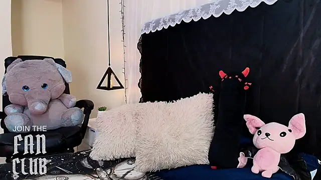 IvyBelle  online show from 05-13-26, 11:18