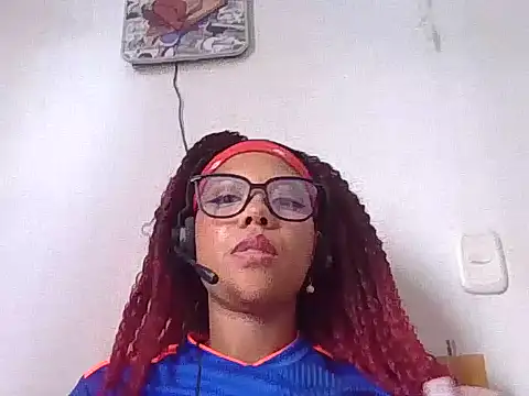 gigi1326 online show from 07-07-26, 07:51