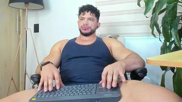 Snapshot of Erick_Thompsonx chatting on 07-10-26, 09:39 Erick Thompsonx online show from 07-10-26, 09:39