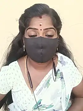 Snapshot of tamilammukuttyy chatting on 06-20-26, 06:05 tamilammukuttyy online show from 06-20-26, 06:05