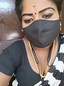 Snapshot of tamilammukuttyy chatting on 07-24-26, 03:04 tamilammukuttyy online show from 07-24-26, 03:04