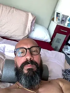 Latinox79 online show from 04-09-26, 04:23