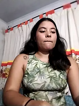Snapshot of Iris___ chatting on 09-17-25, 06:59 Iris online show from 09-17-25, 06:59