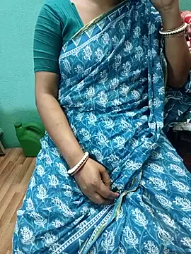 Snapshot of desi_boudi87 chatting on 04-01-26, 01:01 desi boudi87 online show from 04-01-26, 01:01