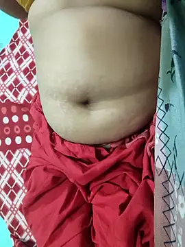 Snapshot of desi_boudi87 chatting on 04-08-26, 06:19 desi boudi87 online show from 04-08-26, 06:19