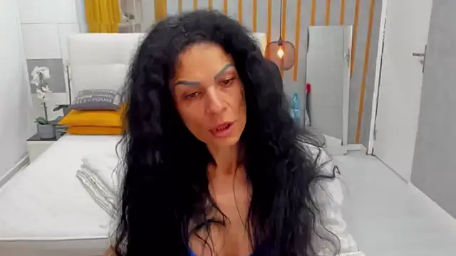 Snapshot of MarbellaRyder chatting on 04-21-26, 03:50 MarbellaRyder online show from 04-21-26, 03:50