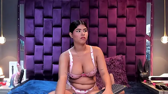 MilaRiva online show from 06-05-26, 11:49