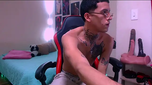 dilan abraham12 online show from 03-23-26, 04:38