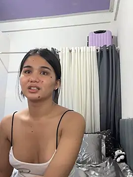 Snapshot of AngelHille chatting on 07-14-26, 08:03 AngelHille online show from 07-14-26, 08:03
