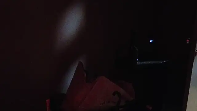 Snapshot of maskedboy1 chatting on 11-01-25, 10:50 maskedboy1 online show from 11-01-25, 10:50