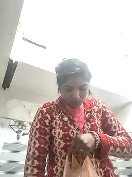 LUCKY cut online show from 01-11-26, 01:32