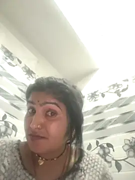 LUCKY cut online show from 02-20-26, 11:00