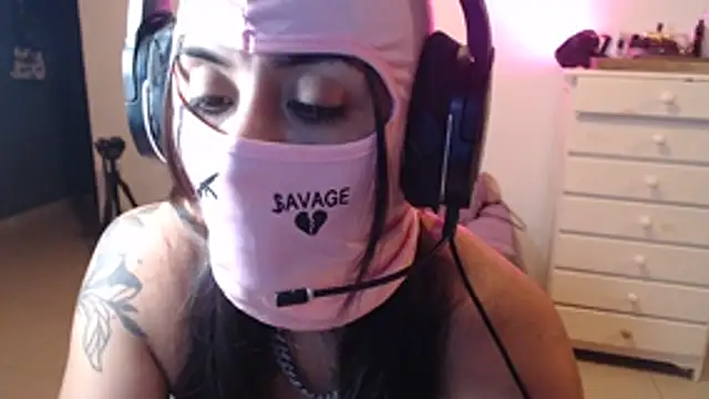 Katalina sexyyy online show from 04-17-26, 10:46