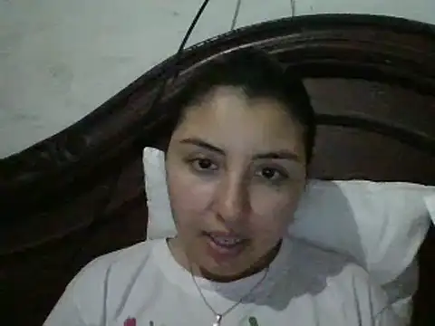 Snapshot of _Romilly_ chatting on 01-06-26, 04:05 Romilly online show from 01-06-26, 04:05