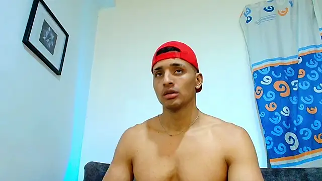 Snapshot of Smith_Fitness chatting on 07-05-26, 08:16 Smith Fitness online show from 07-05-26, 08:16