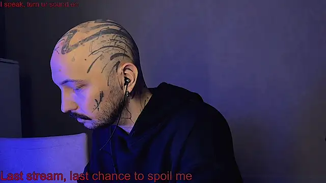 Snapshot of AndyLonesome chatting on 09-13-25, 07:57 AndyLonesome online show from 09-13-25, 07:57