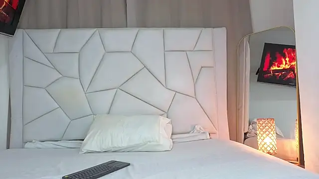 Paulaboterom online show from 10-16-25, 04:08