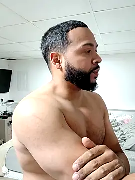 tripping385 online show from 11-18-25, 01:00