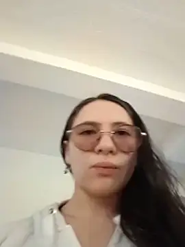 Bella Sumers online show from 07-01-26, 03:12