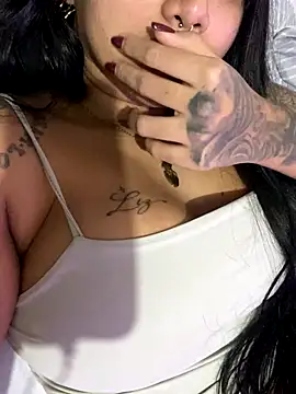 danilyns online show from 10-04-25, 03:15