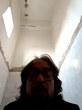 Snapshot of malhotra21 chatting on 11-27-25, 09:22 malhotra21 online show from 11-27-25, 09:22